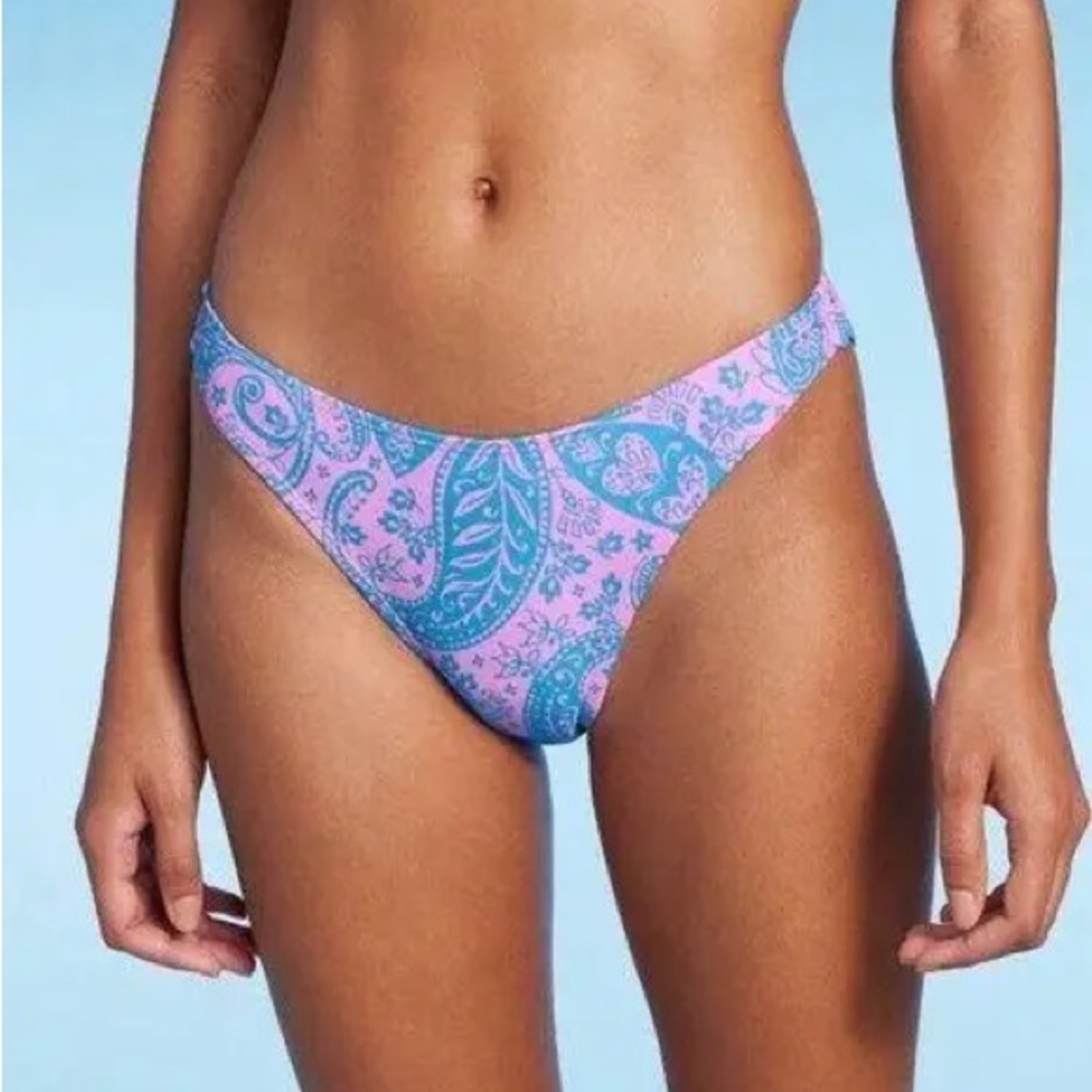 NEW Wild Fable Paisley Bikini Bottom in Pink and Blue‎